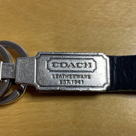 COACH - Vintage "RARE" Valet Keychain - Picture 5 of 5